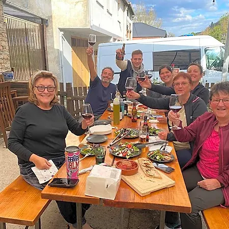 ホテル Vagabond Vieiras Beds & Communal Dinner Included Le-210
